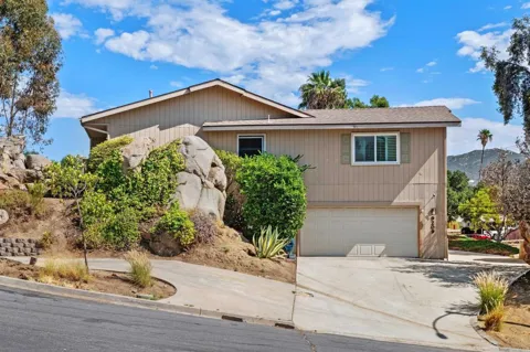 9209 Lakeview Terrace