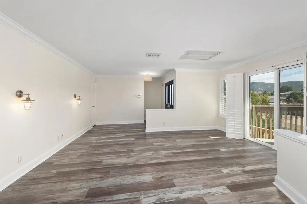 9209 Lakeview Terrace Lakeside, CA 92040