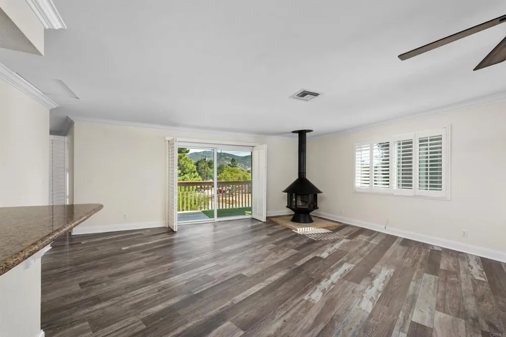 9209 Lakeview Terrace Lakeside, CA 92040