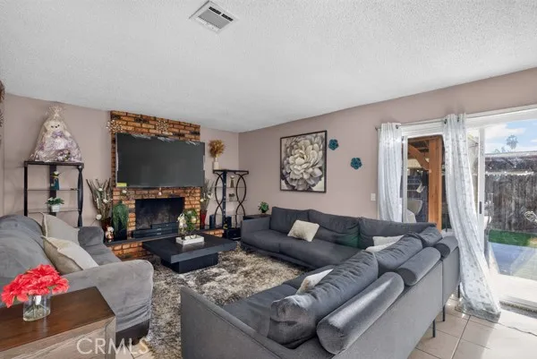 14691 Wilma Sue Moreno Valley, CA 92553