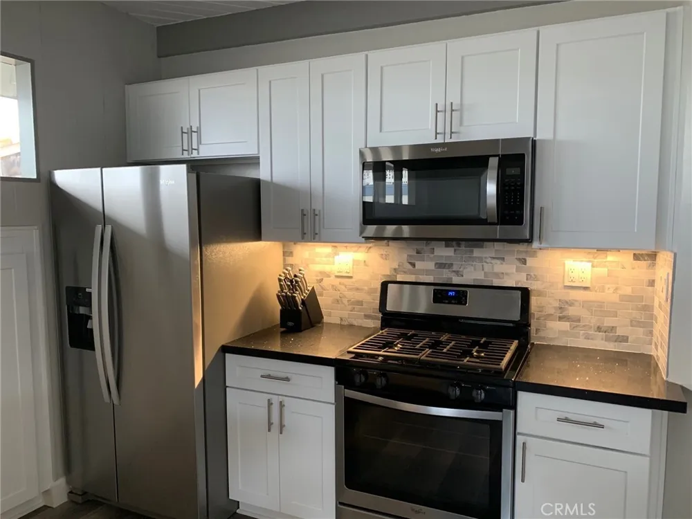 221 Avenida Rosa San Clemente, CA 92672
