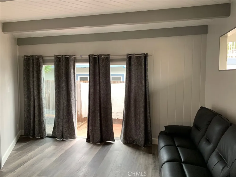 221 Avenida Rosa San Clemente, CA 92672