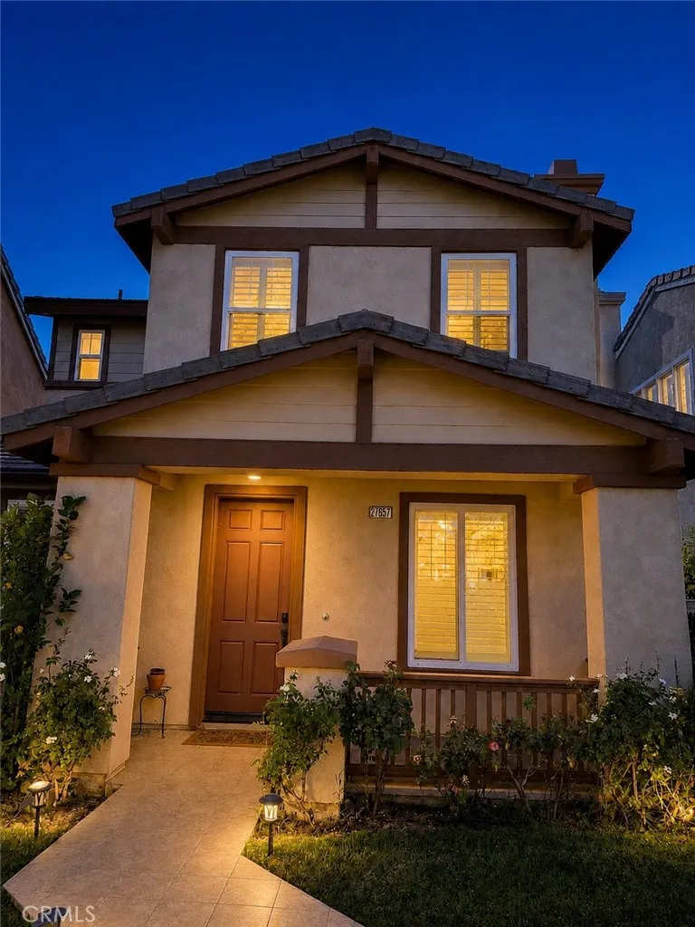 27657 Sunny Creek Valencia, CA 91354