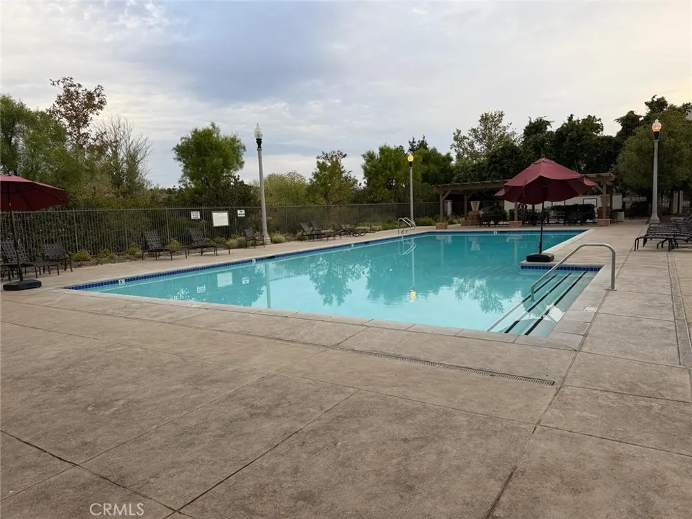 27657 Sunny Creek Valencia, CA 91354