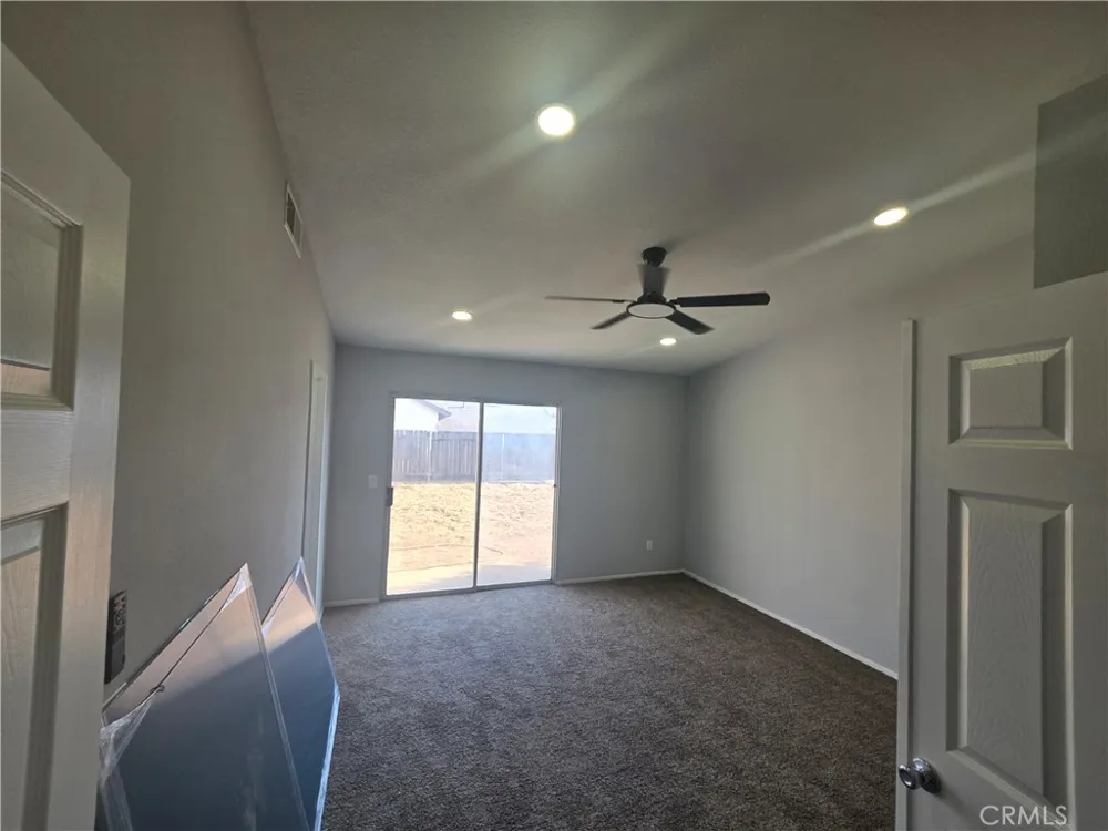 28347 Merridy Highland, CA 92346