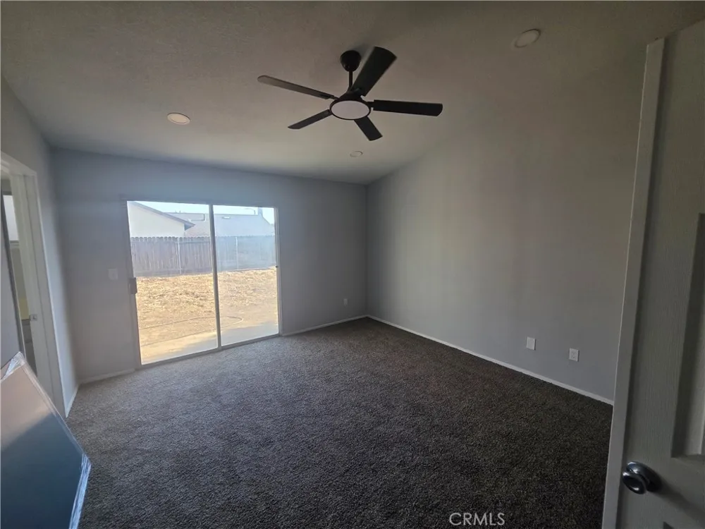 28347 Merridy Highland, CA 92346