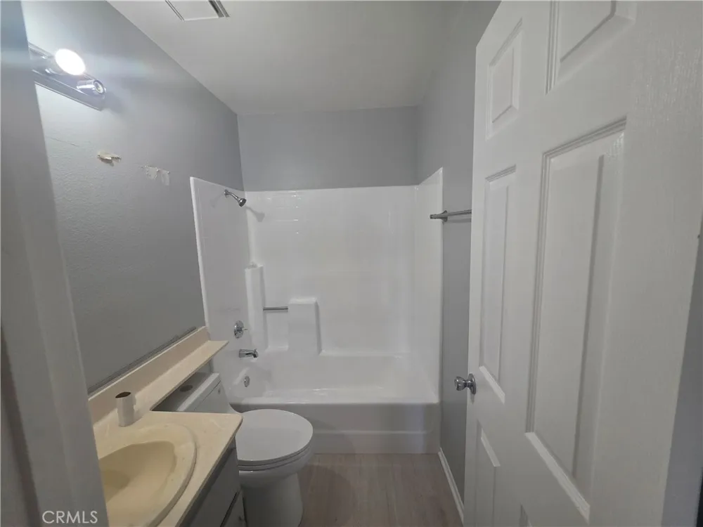 28347 Merridy Highland, CA 92346