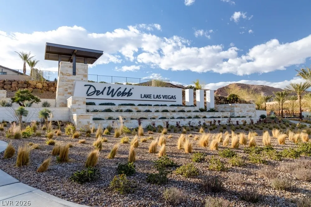 52 Thorn Creek Street Henderson, NV 89011