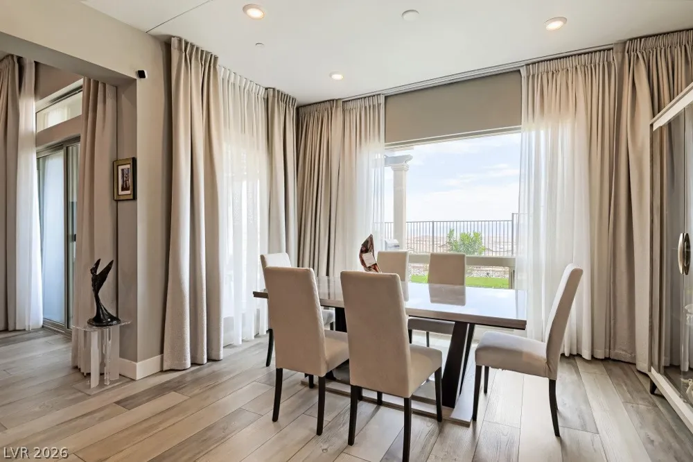 52 Thorn Creek Street Henderson, NV 89011