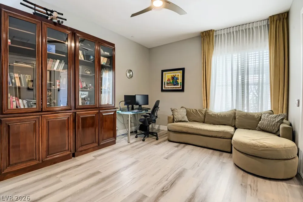 52 Thorn Creek Street Henderson, NV 89011