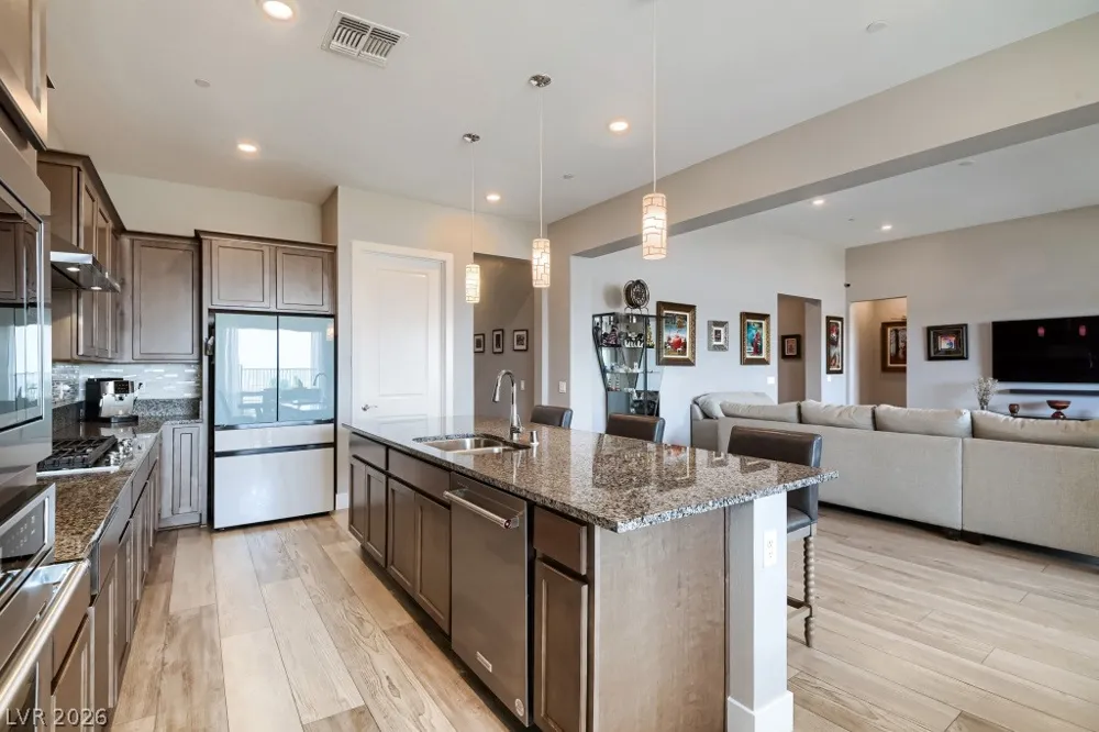 52 Thorn Creek Street Henderson, NV 89011
