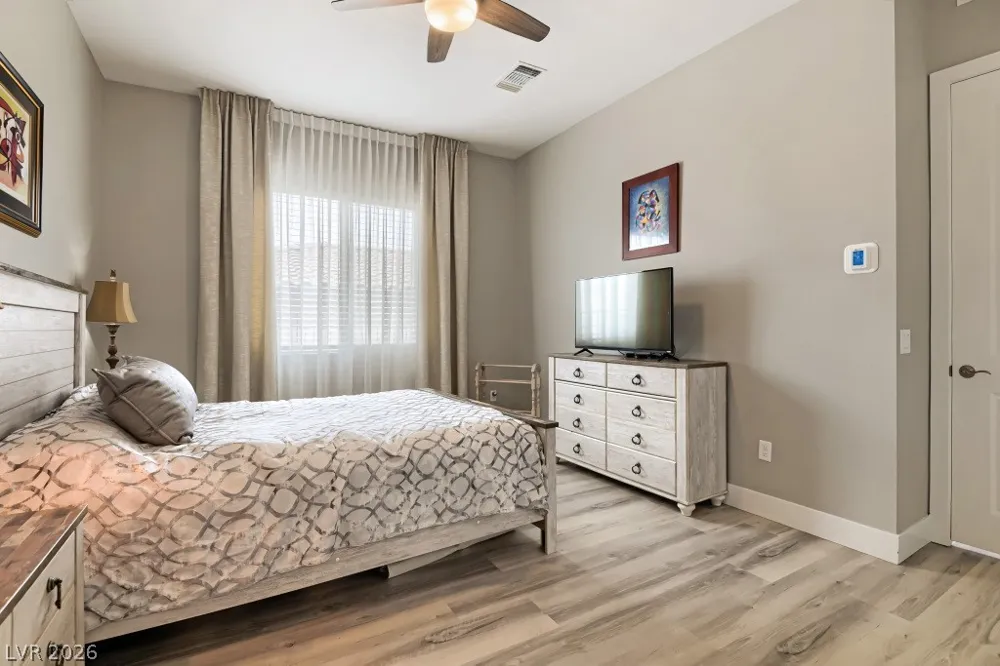 52 Thorn Creek Street Henderson, NV 89011