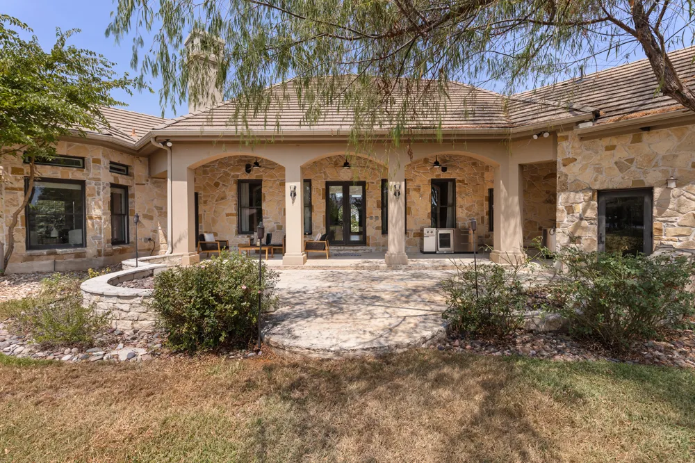 100 Dovetail Lane Georgetown, TX 78628