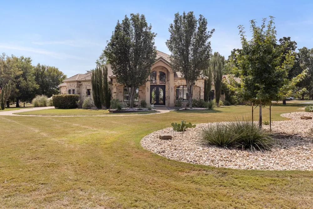 100 Dovetail Lane Georgetown, TX 78628
