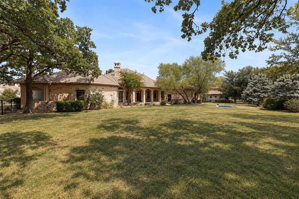 100 Dovetail Lane Georgetown, TX 78628