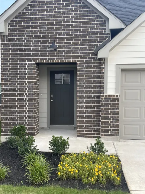 185 Grey Slate Avenue