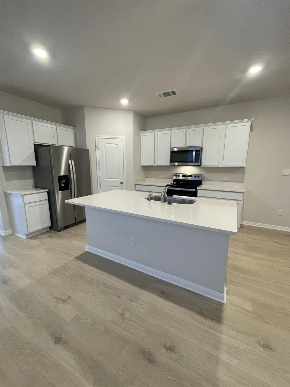 185 Grey Slate Avenue Marble Falls, TX 78654