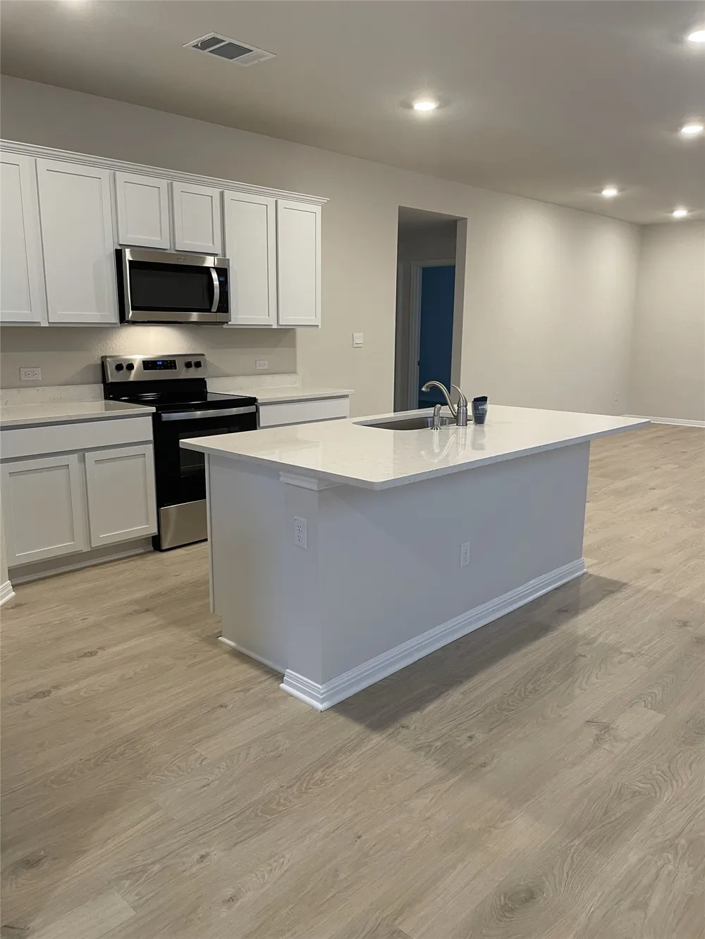 185 Grey Slate Avenue Marble Falls, TX 78654