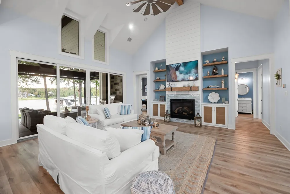 1121 The Shores Drive Corsicana, TX 75109