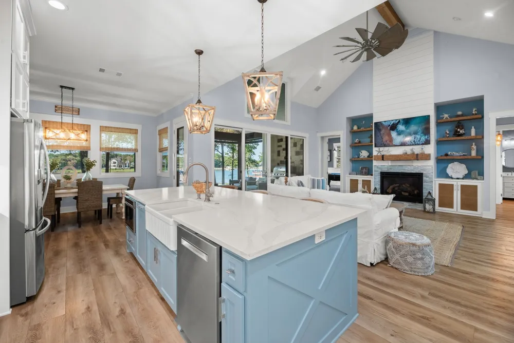 1121 The Shores Drive Corsicana, TX 75109