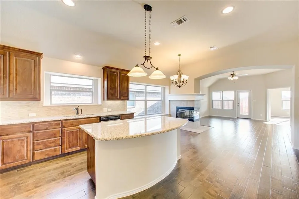 231 Frontier Drive Waxahachie, TX 75167