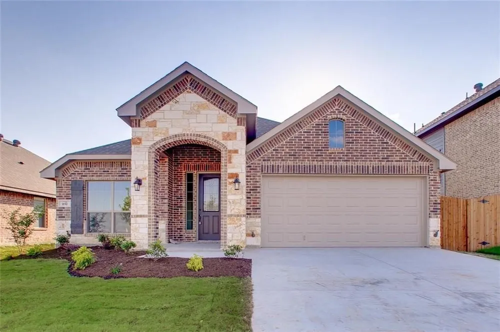 231 Frontier Drive Waxahachie, TX 75167