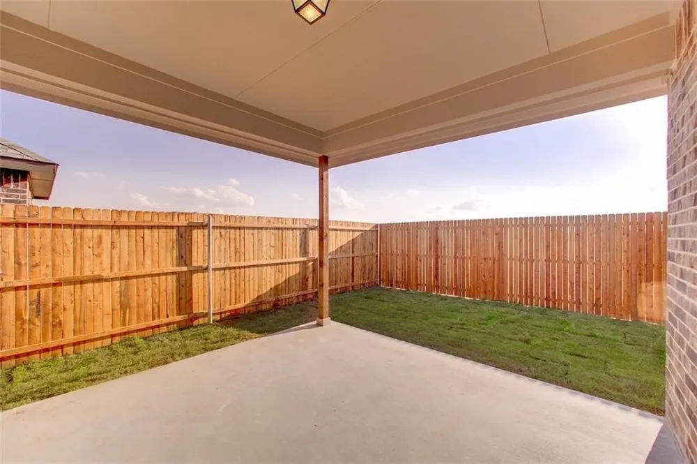 231 Frontier Drive Waxahachie, TX 75167