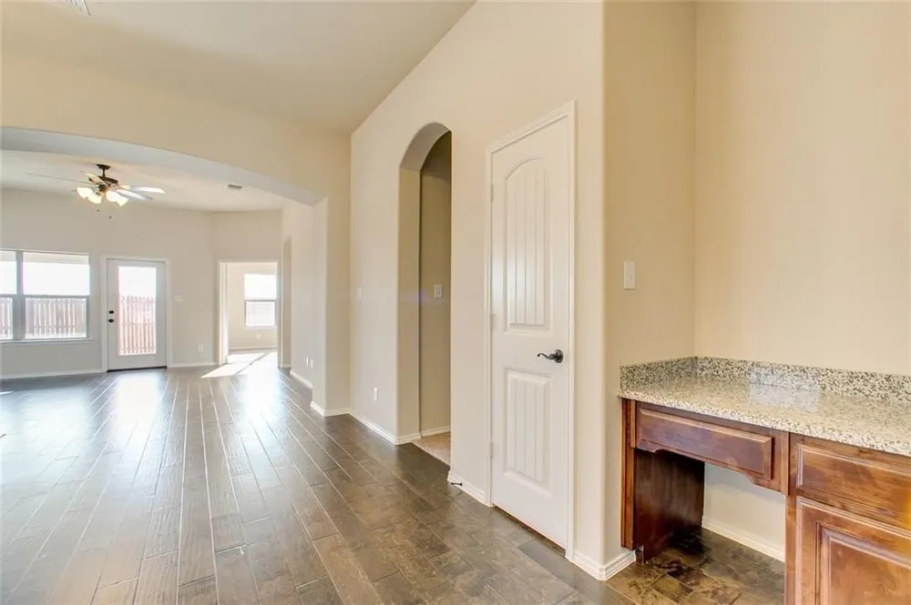 231 Frontier Drive Waxahachie, TX 75167