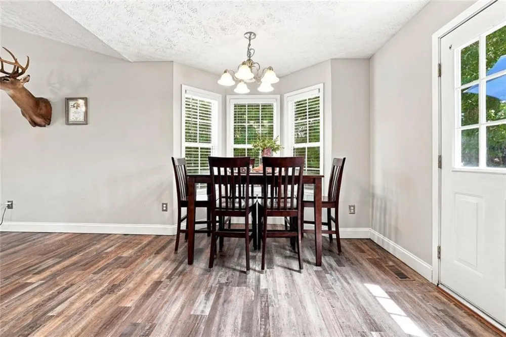 129 Greatwood Drive White, GA 30184