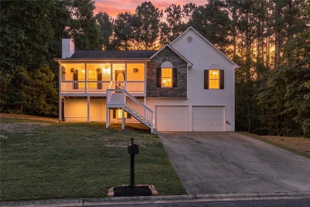 129 Greatwood Drive White, GA 30184