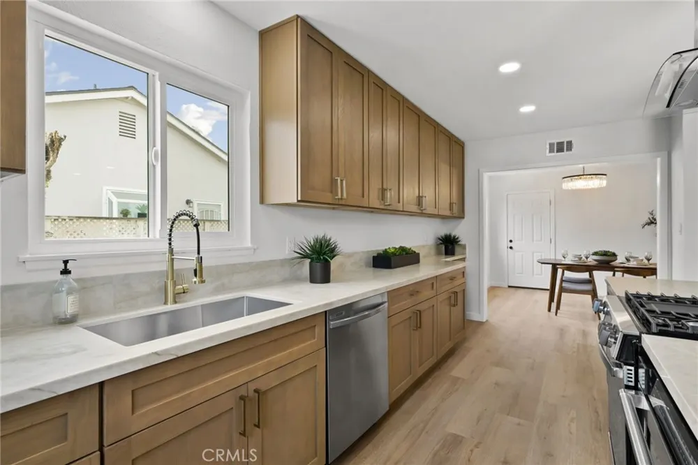 1774 W Niobe Anaheim, CA 92804