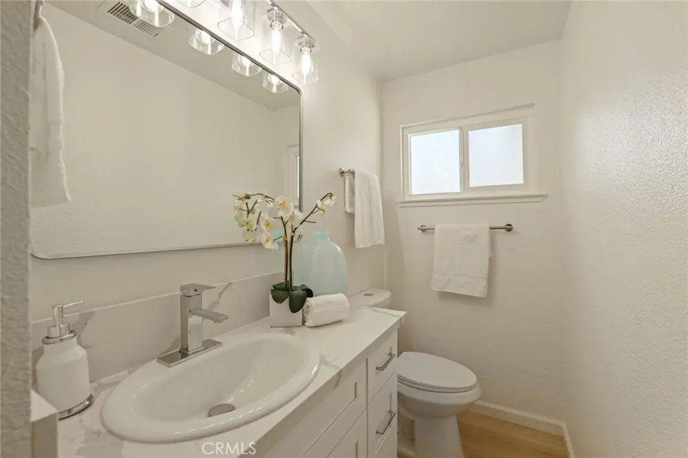 2318 Reile Escalon, CA 95320