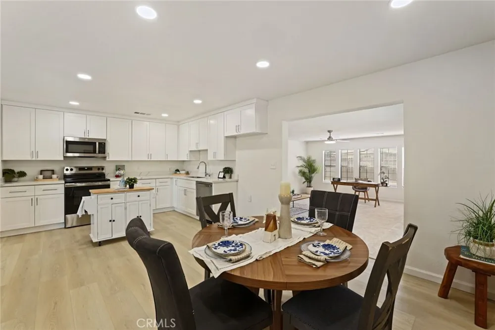 2318 Reile Escalon, CA 95320