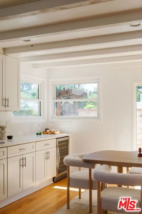 22103 Del Valle Street Woodland Hills, CA 91364