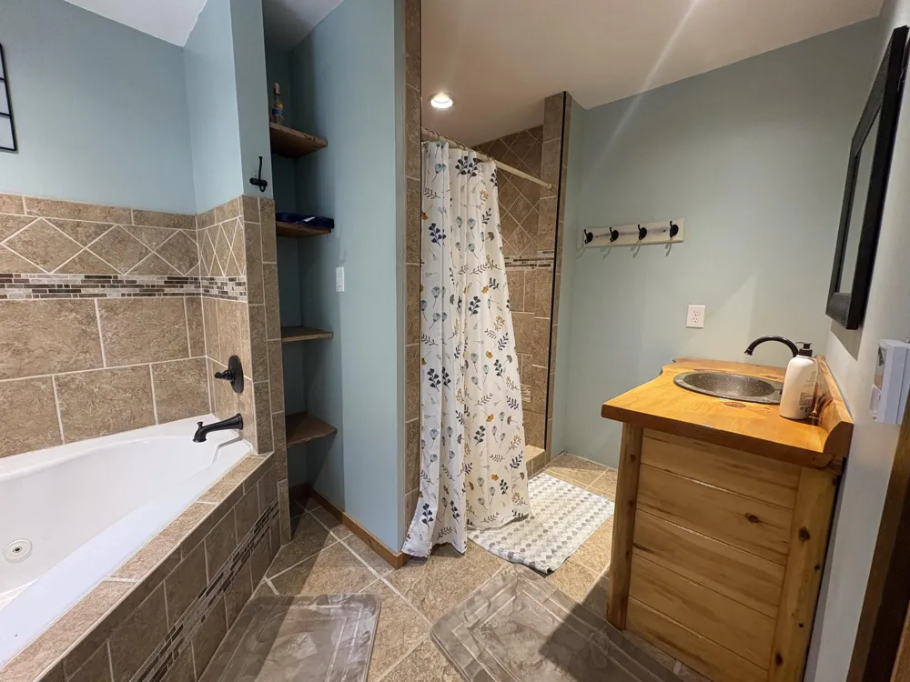 9823 Calgary Drive Morton Township, MI 49346