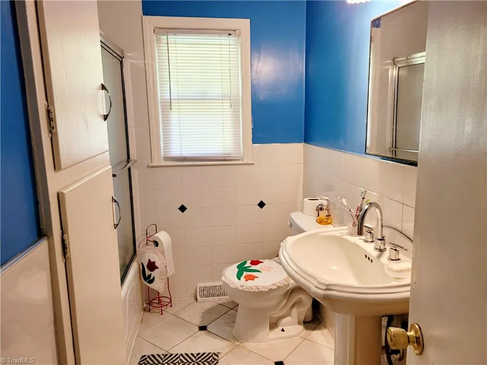 416 Cross Street Burlington, NC 27217