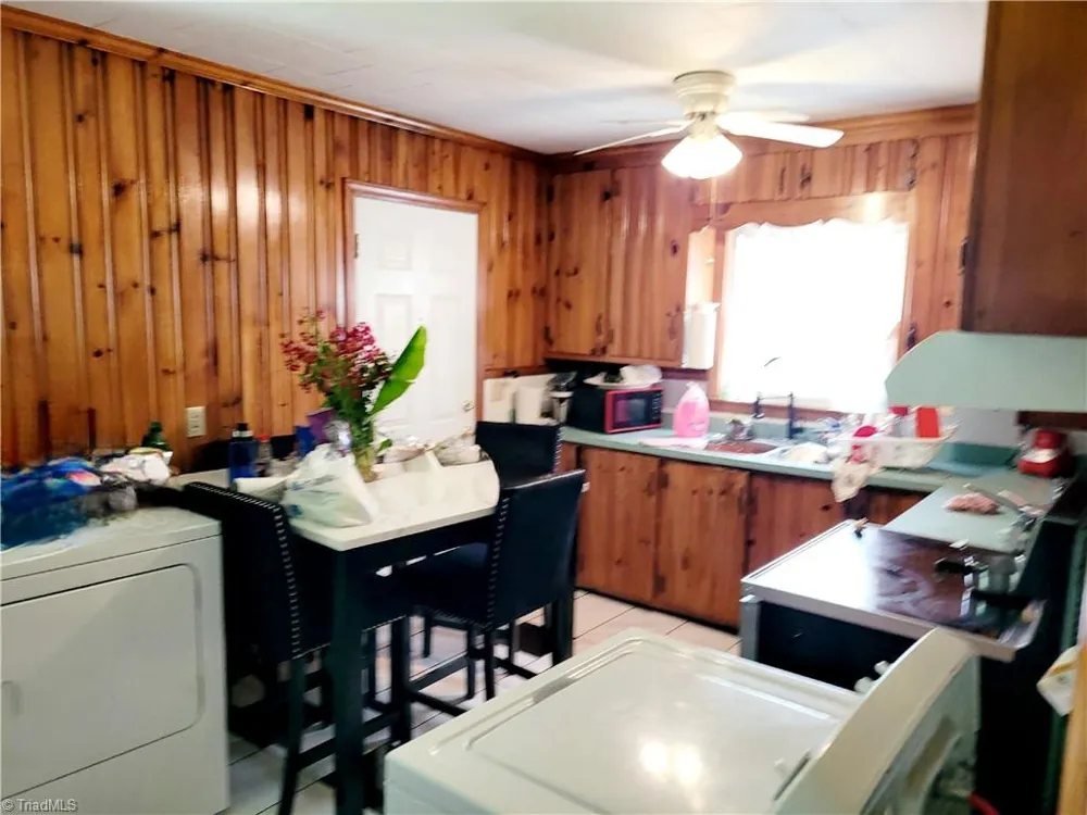 416 Cross Street Burlington, NC 27217