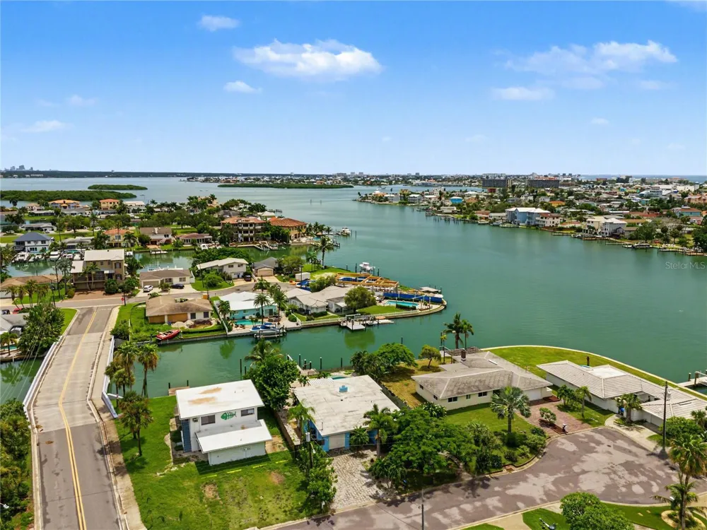 403 NORMANDY ROAD Madeira Beach, FL 33708