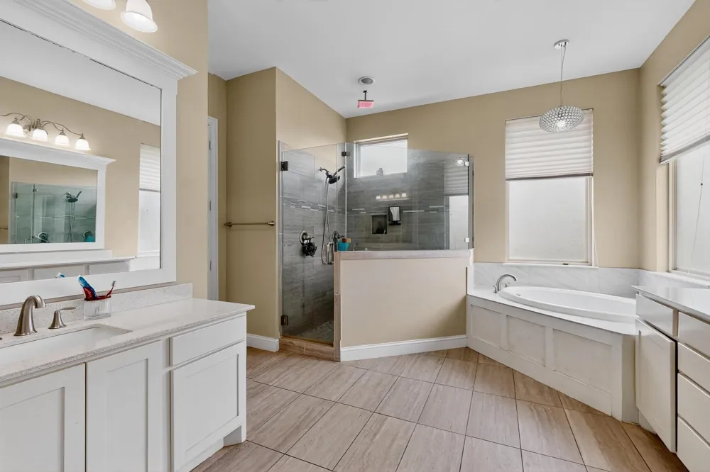 19121 Shortmeadow Forney, TX 75126