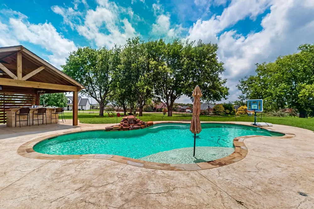19121 Shortmeadow Forney, TX 75126
