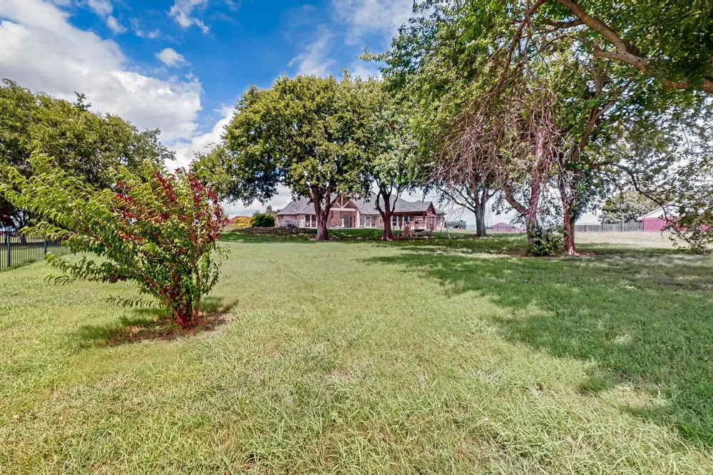 19121 Shortmeadow Forney, TX 75126