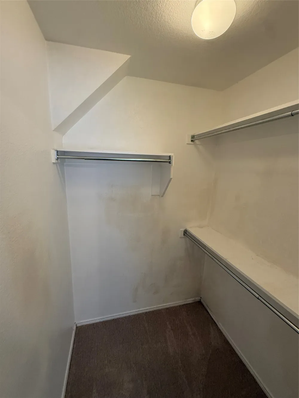 1740 Hidden Brook Drive Grand Prairie, TX 75050