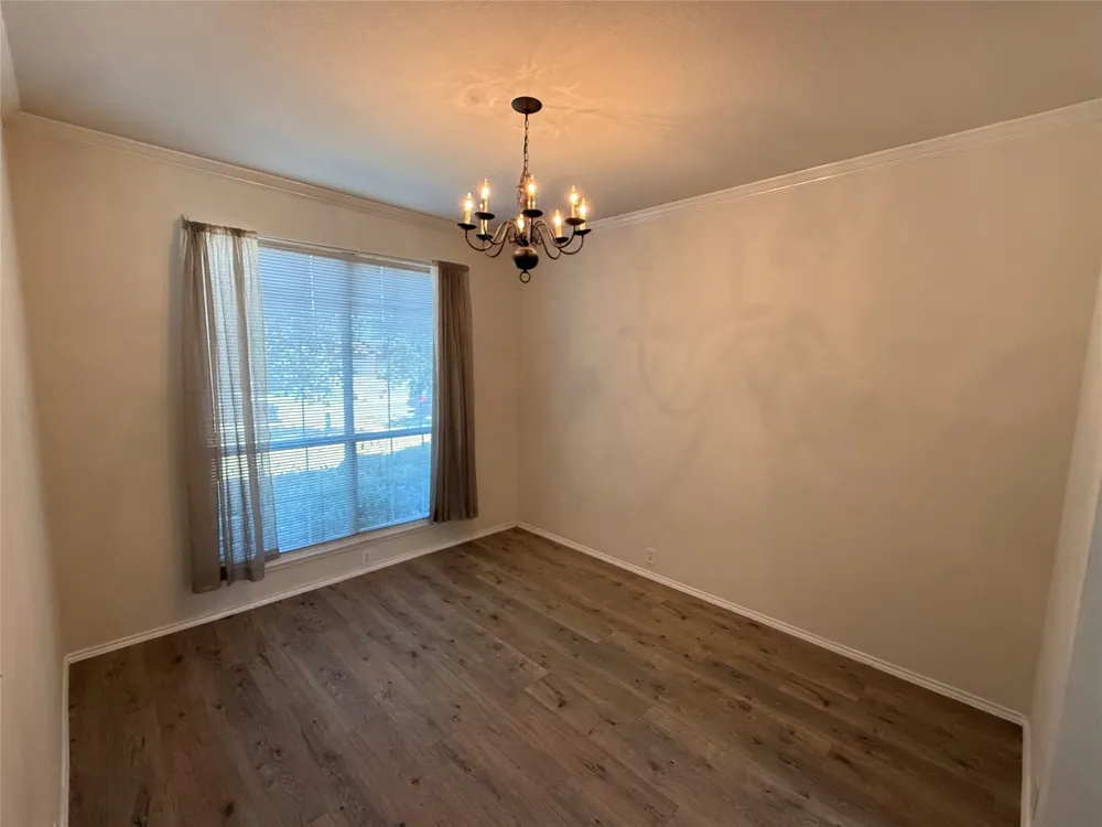 1740 Hidden Brook Drive Grand Prairie, TX 75050