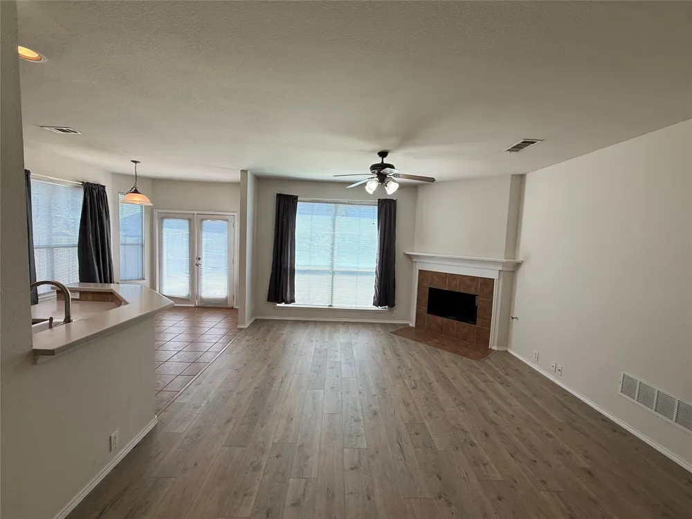 1740 Hidden Brook Drive Grand Prairie, TX 75050