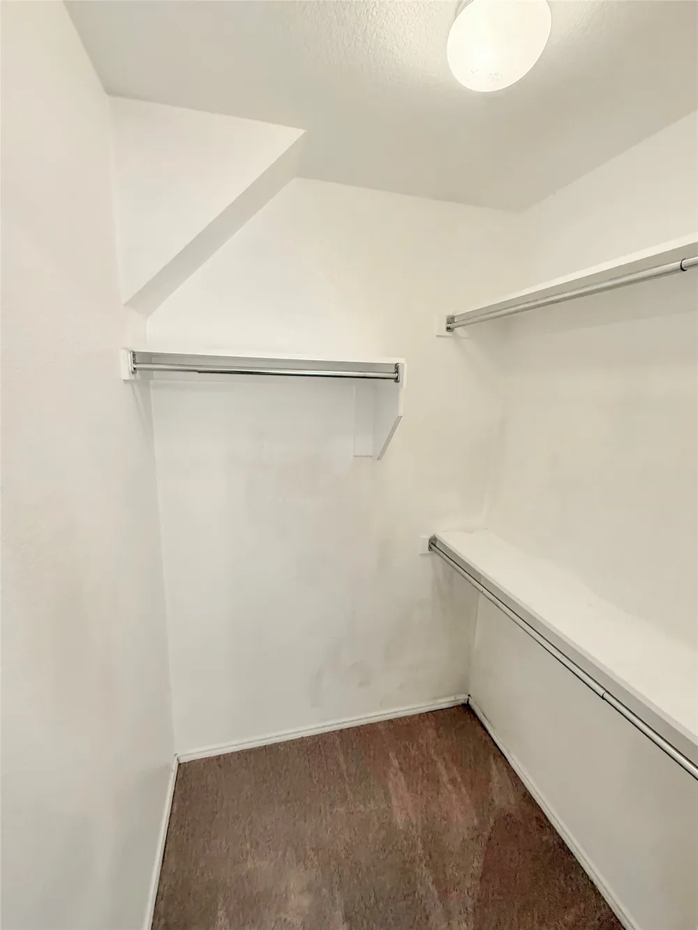 1740 Hidden Brook Drive Grand Prairie, TX 75050
