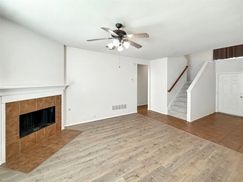 1740 Hidden Brook Drive Grand Prairie, TX 75050