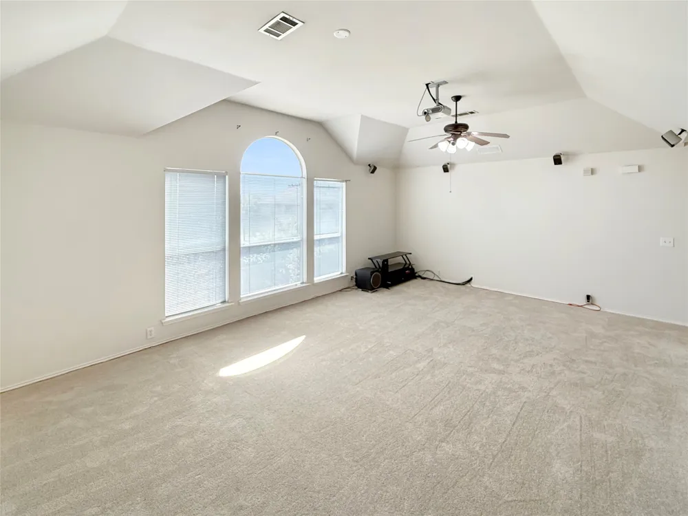1740 Hidden Brook Drive Grand Prairie, TX 75050
