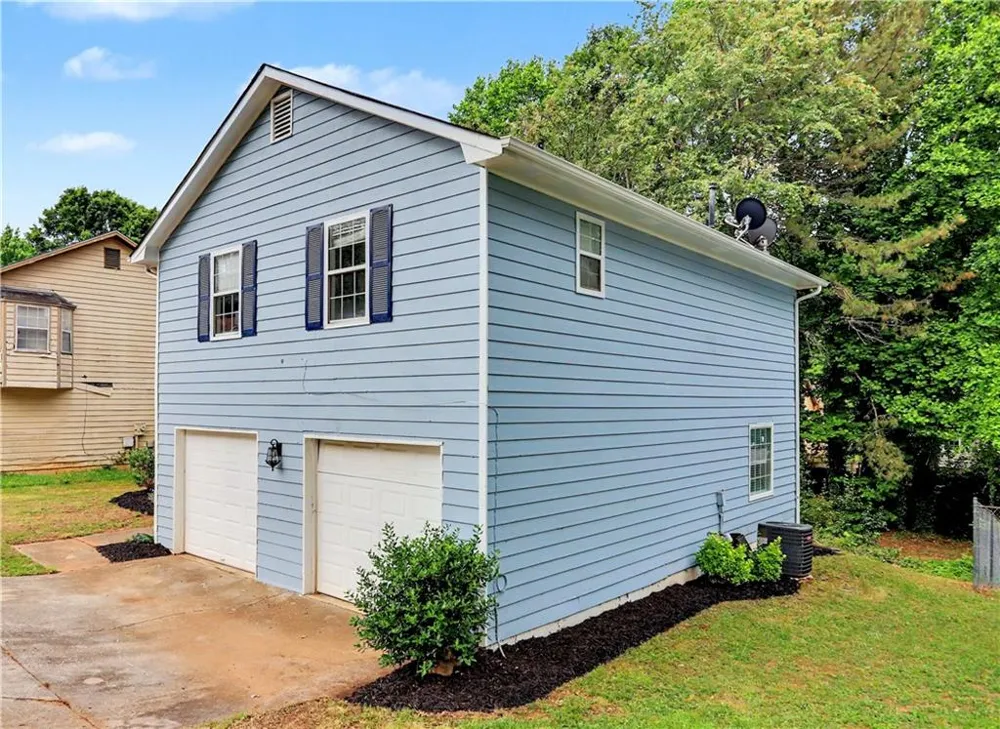 407 Sheppard Xing Court Stone Mountain, GA 30083