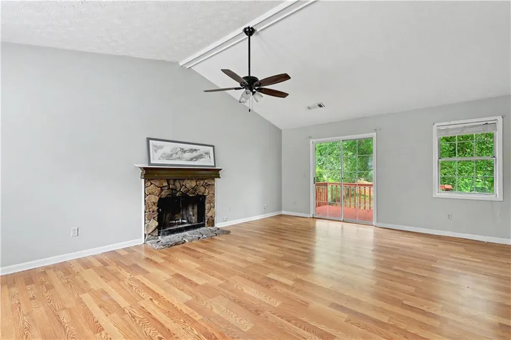 407 Sheppard Xing Court Stone Mountain, GA 30083