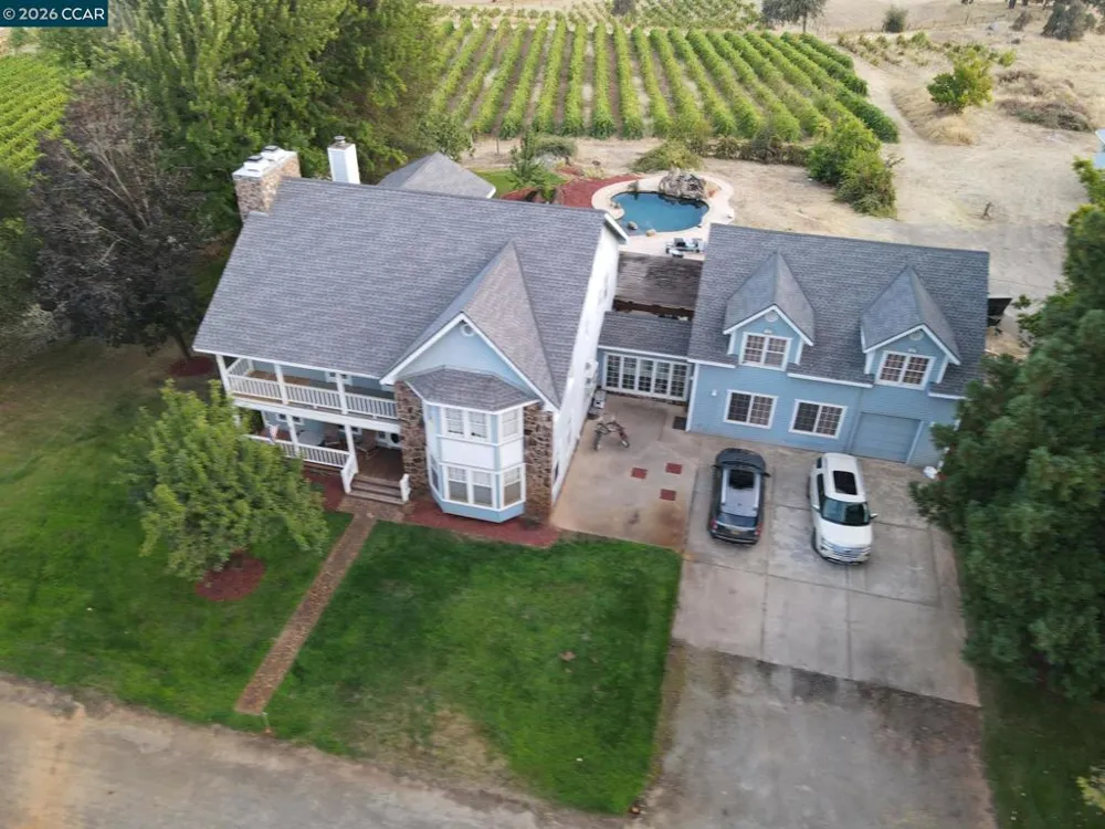 10580 Dickson Road Plymouth, CA 95669